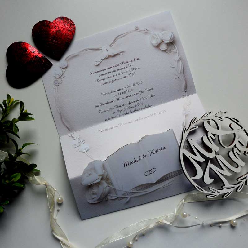 Einladung zur Hochzeit – Tauben - Rosen - Ringe