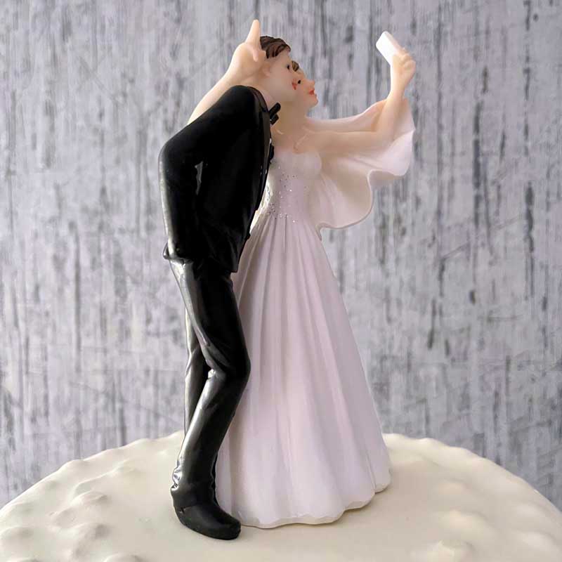 Hochzeit – witzige Tortenfigur Brautpaar "Selfie"